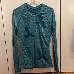 Oiselle long sleeve athletic top